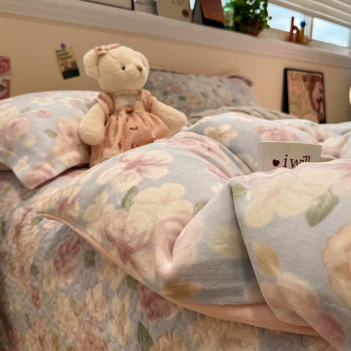 91家纺网 家纺一手货源 找家纺 潘朵拉 2025新款ins风牛奶绒床盖四件套 花漾