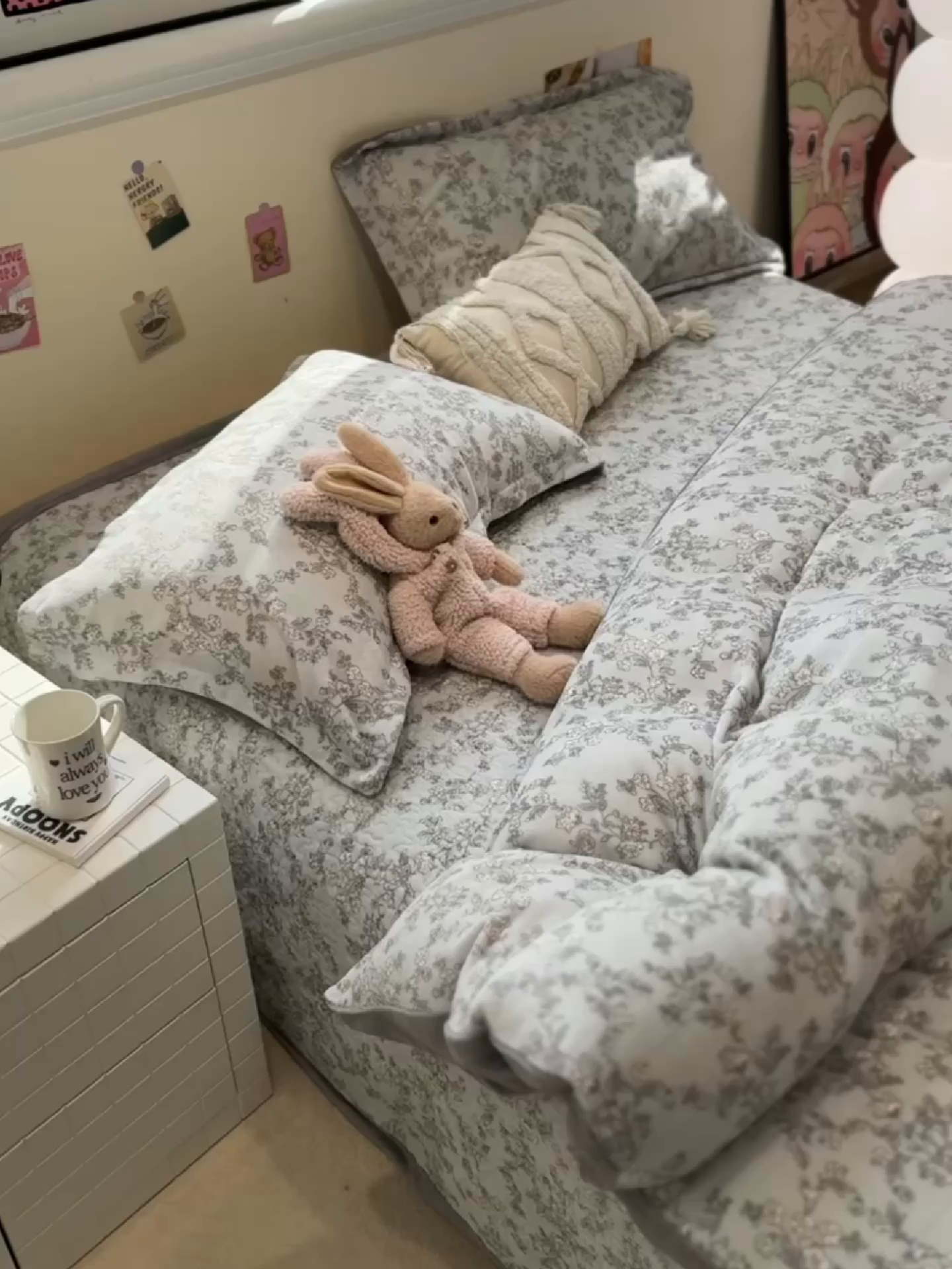 91家纺网 家纺一手货源 找家纺 潘朵拉 2025新款ins风牛奶绒床盖四件套 墨莲