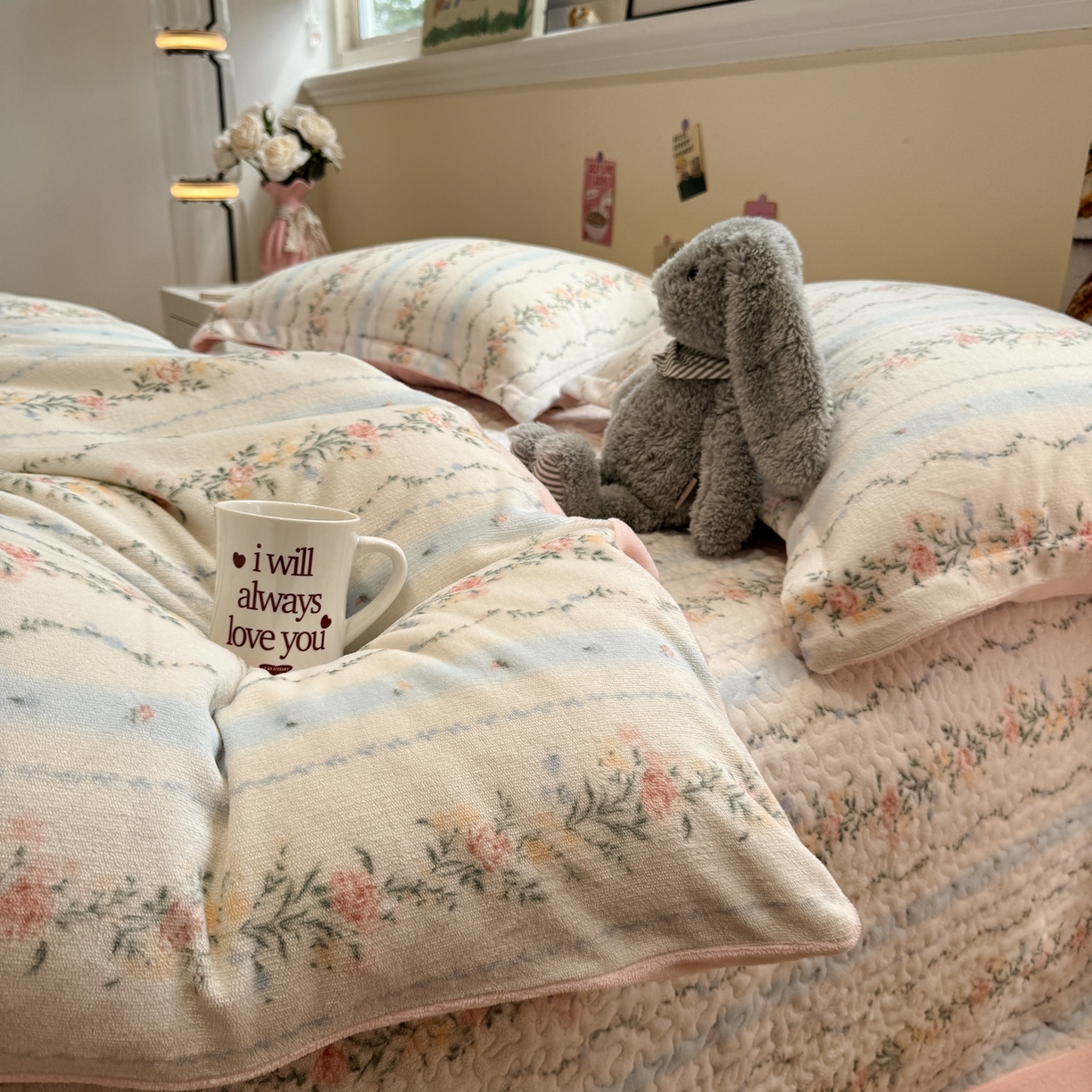 91家纺网 家纺一手货源 找家纺 潘朵拉 2025新款ins风牛奶绒床盖四件套 山茶予你