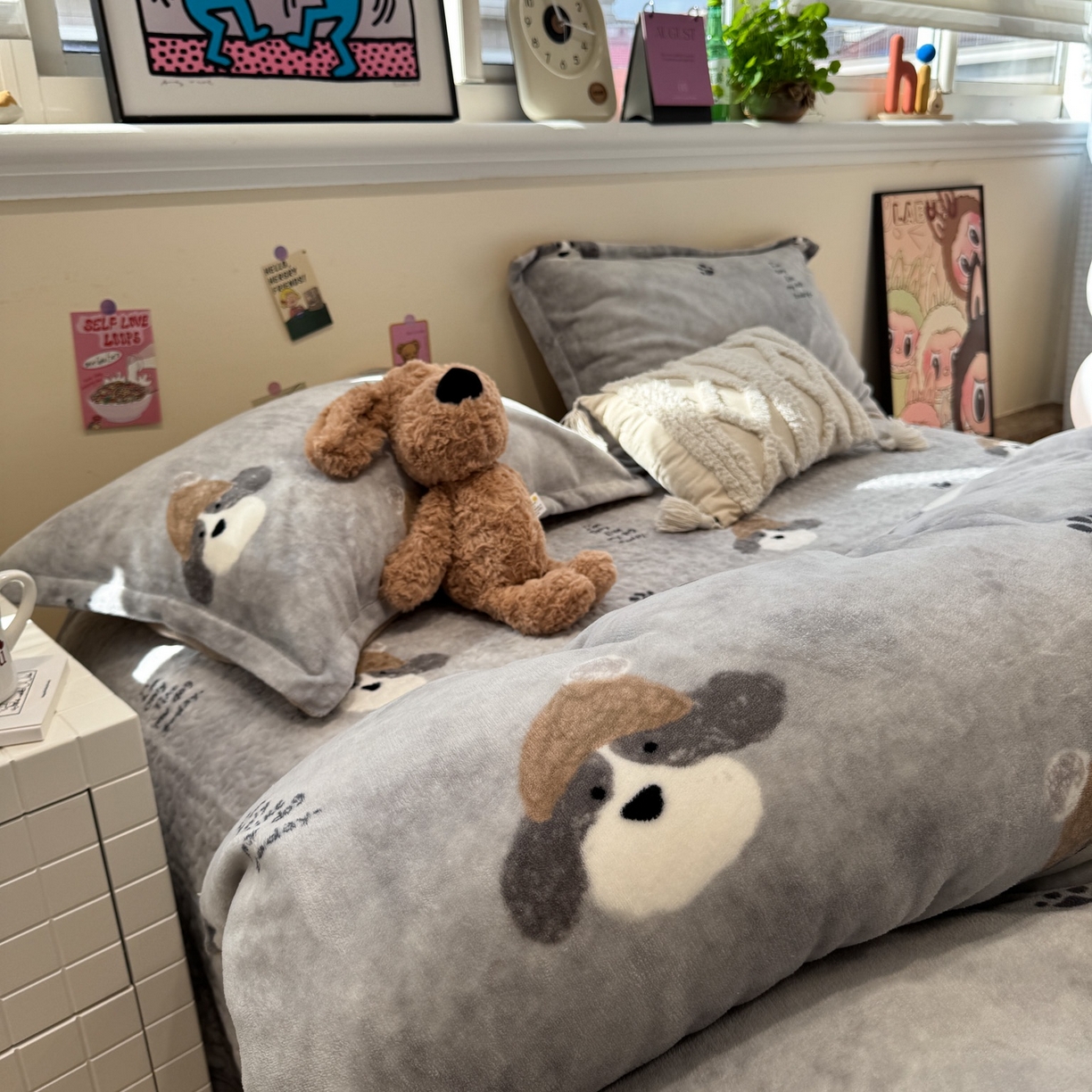 91家纺网 家纺一手货源 找家纺 潘朵拉 2025新款ins风牛奶绒床盖四件套 小狗杰西