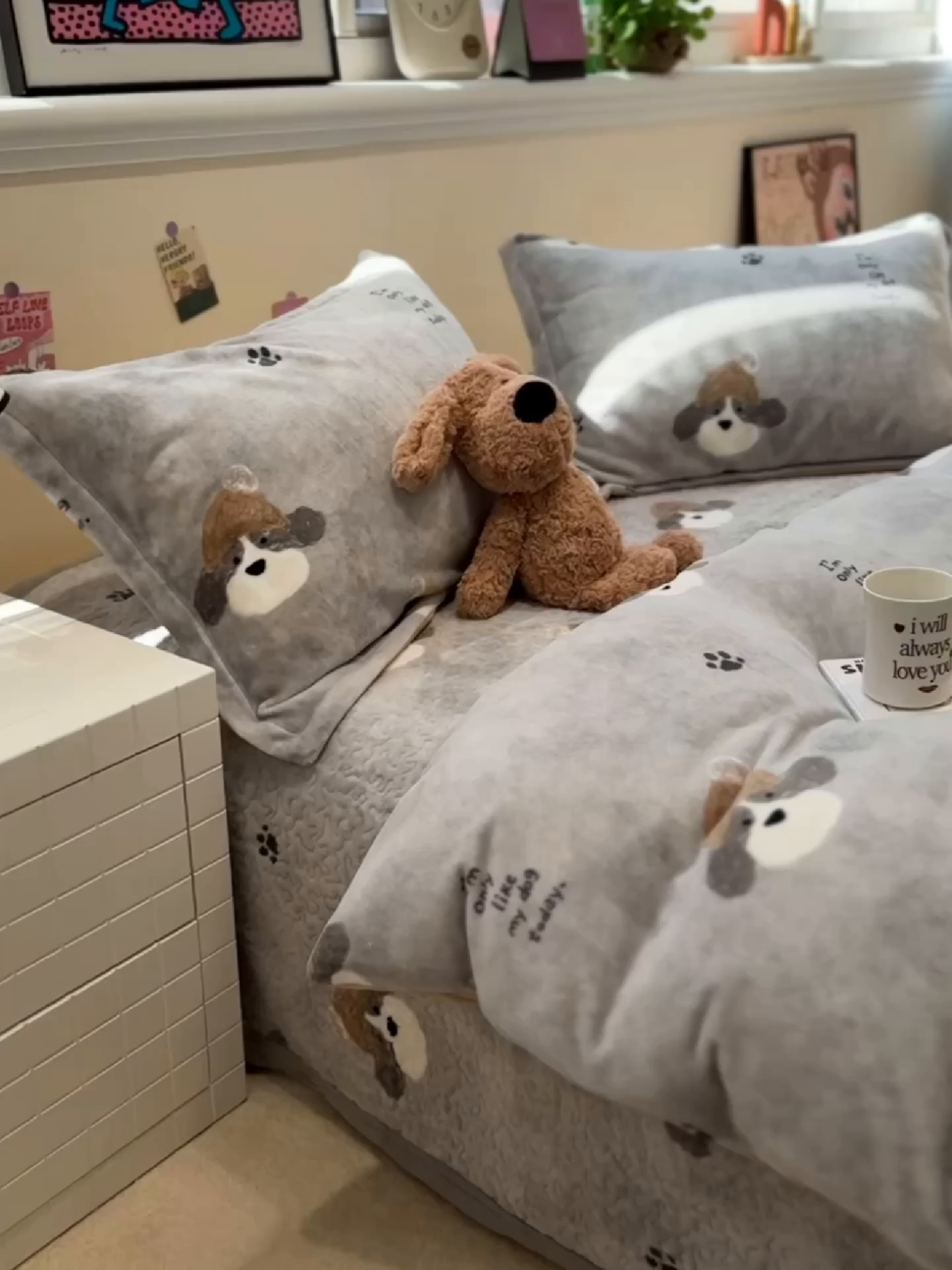 91家纺网 家纺一手货源 找家纺 潘朵拉 2025新款ins风牛奶绒床盖四件套 小狗杰西