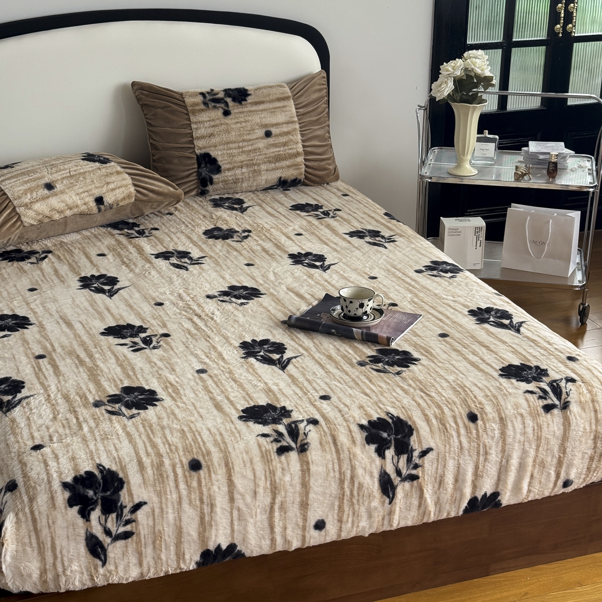 91家纺网 家纺一手货源 找家纺 新印象 2025新款兔毛绒保暖床笠系列 兔毛绒--蔓朵