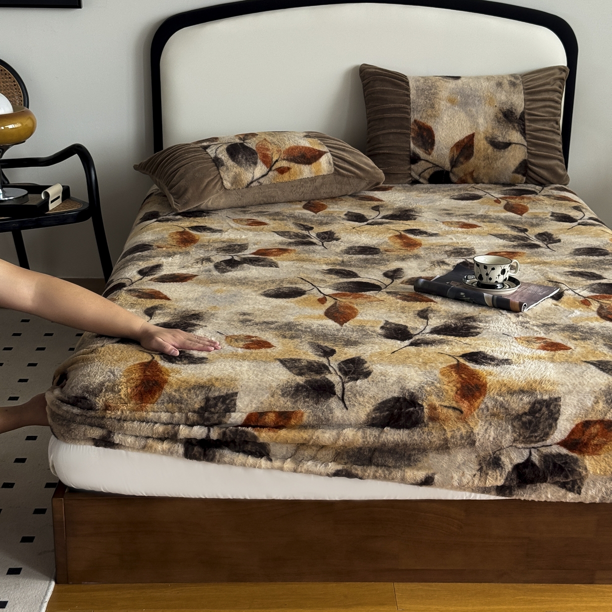 91家纺网 家纺一手货源 找家纺 新印象 2025新款兔毛绒保暖床笠系列 兔毛绒-艾秋