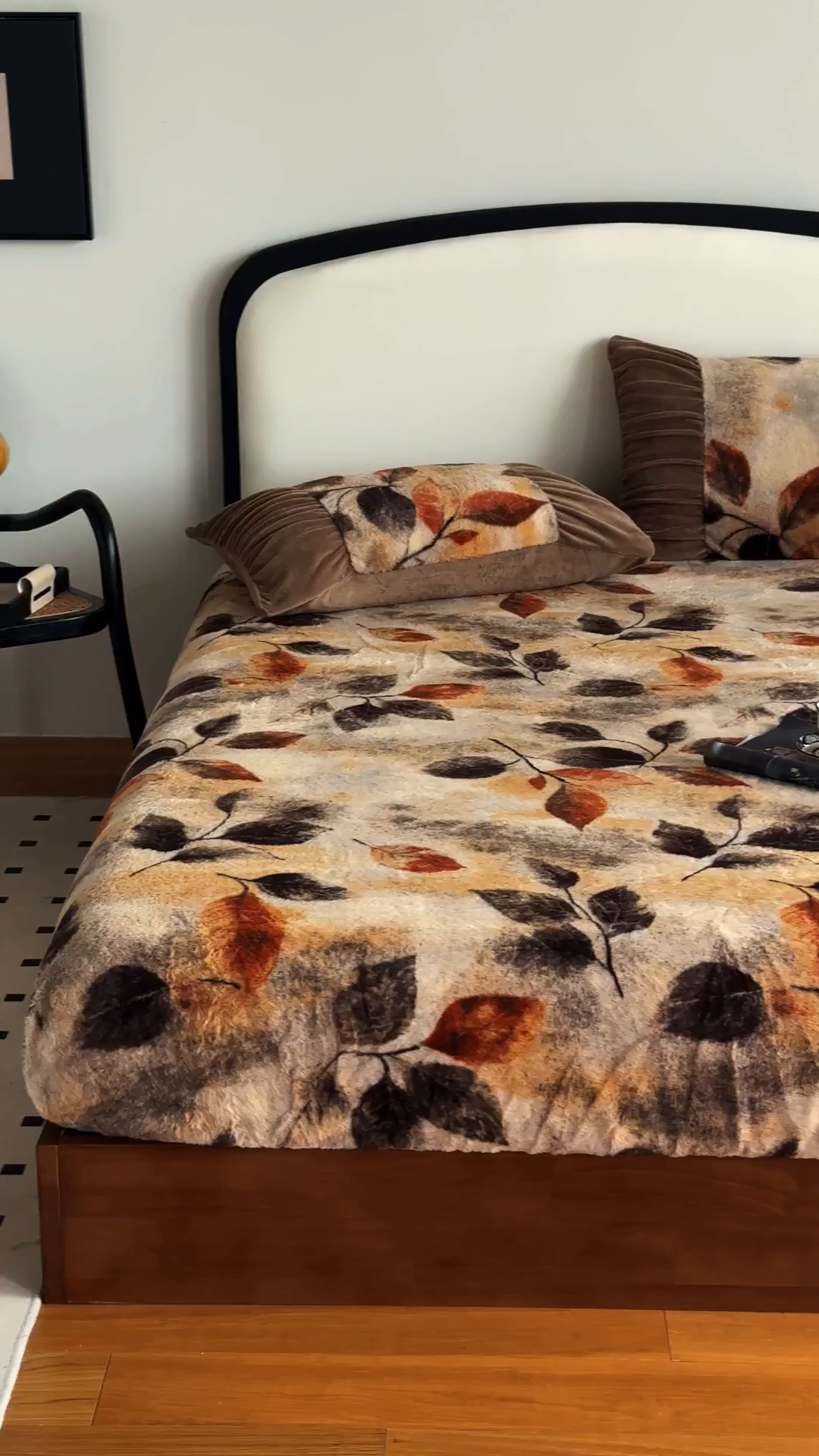 91家纺网 家纺一手货源 找家纺 新印象 2025新款兔毛绒保暖床笠系列 兔毛绒-艾秋