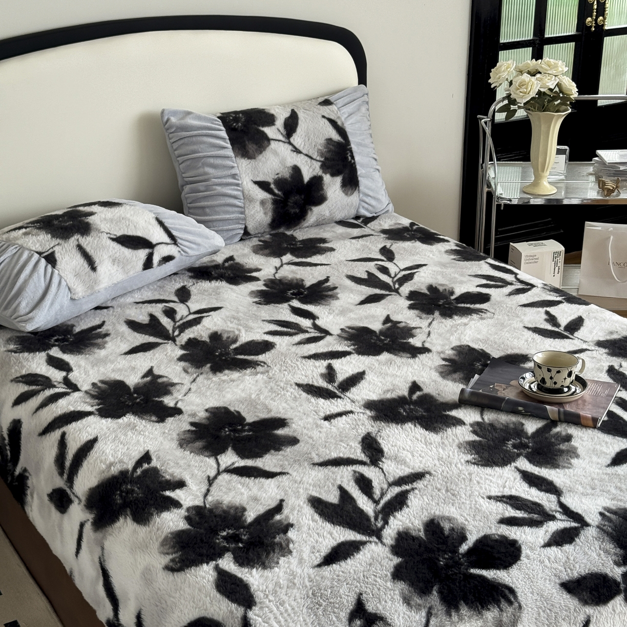 91家纺网 家纺一手货源 找家纺 新印象 2025新款兔毛绒保暖床笠系列 兔毛绒-奥丽加朵