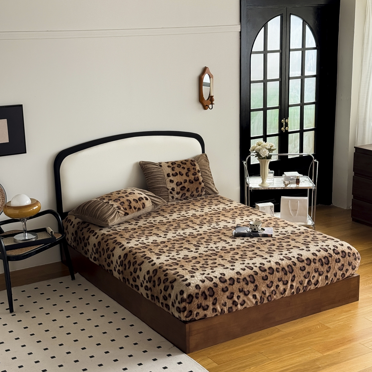 91家纺网 家纺一手货源 找家纺 新印象 2025新款兔毛绒保暖床笠系列 兔毛绒-豹纹