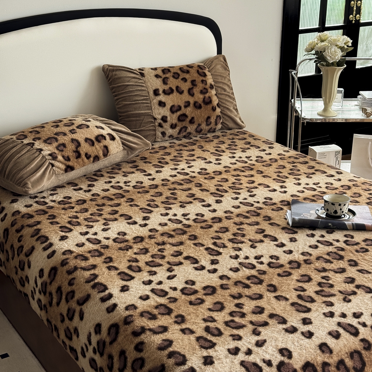 91家纺网 家纺一手货源 找家纺 新印象 2025新款兔毛绒保暖床笠系列 兔毛绒-豹纹