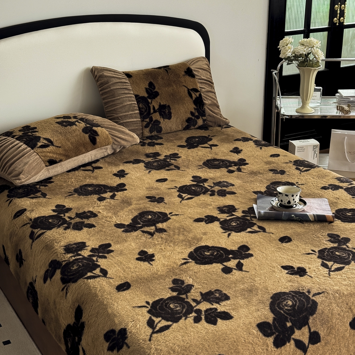 91家纺网 家纺一手货源 找家纺 新印象 2025新款兔毛绒保暖床笠系列 兔毛绒-黛茜