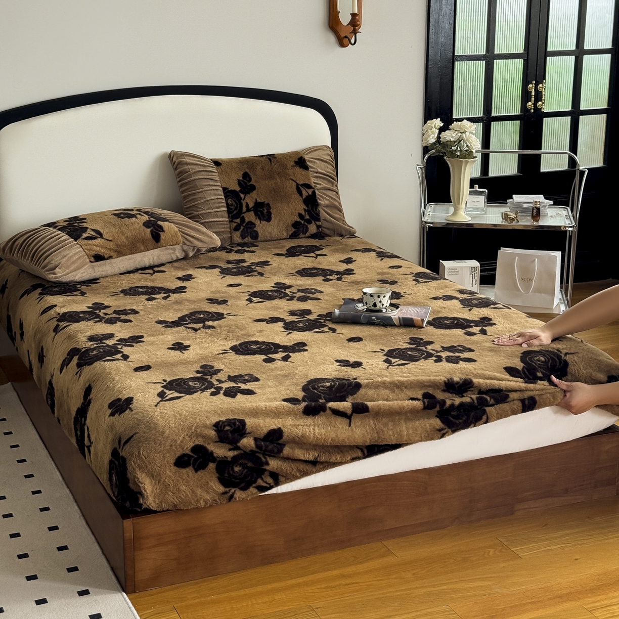 91家纺网 家纺一手货源 找家纺 新印象 2025新款兔毛绒保暖床笠系列 兔毛绒-黛茜