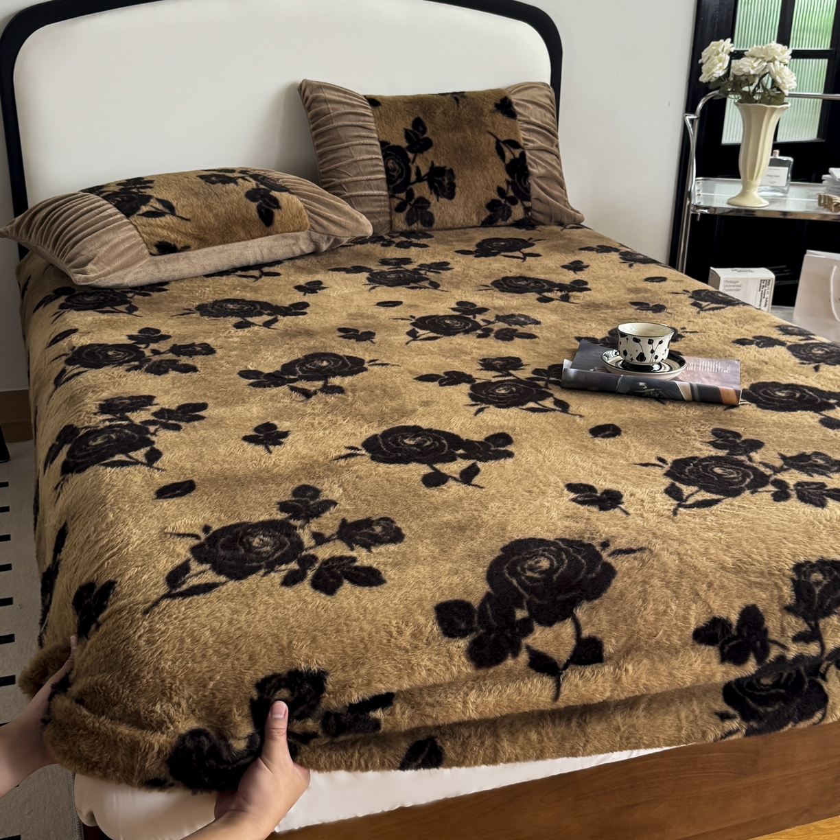 91家纺网 家纺一手货源 找家纺 新印象 2025新款兔毛绒保暖床笠系列 兔毛绒-黛茜