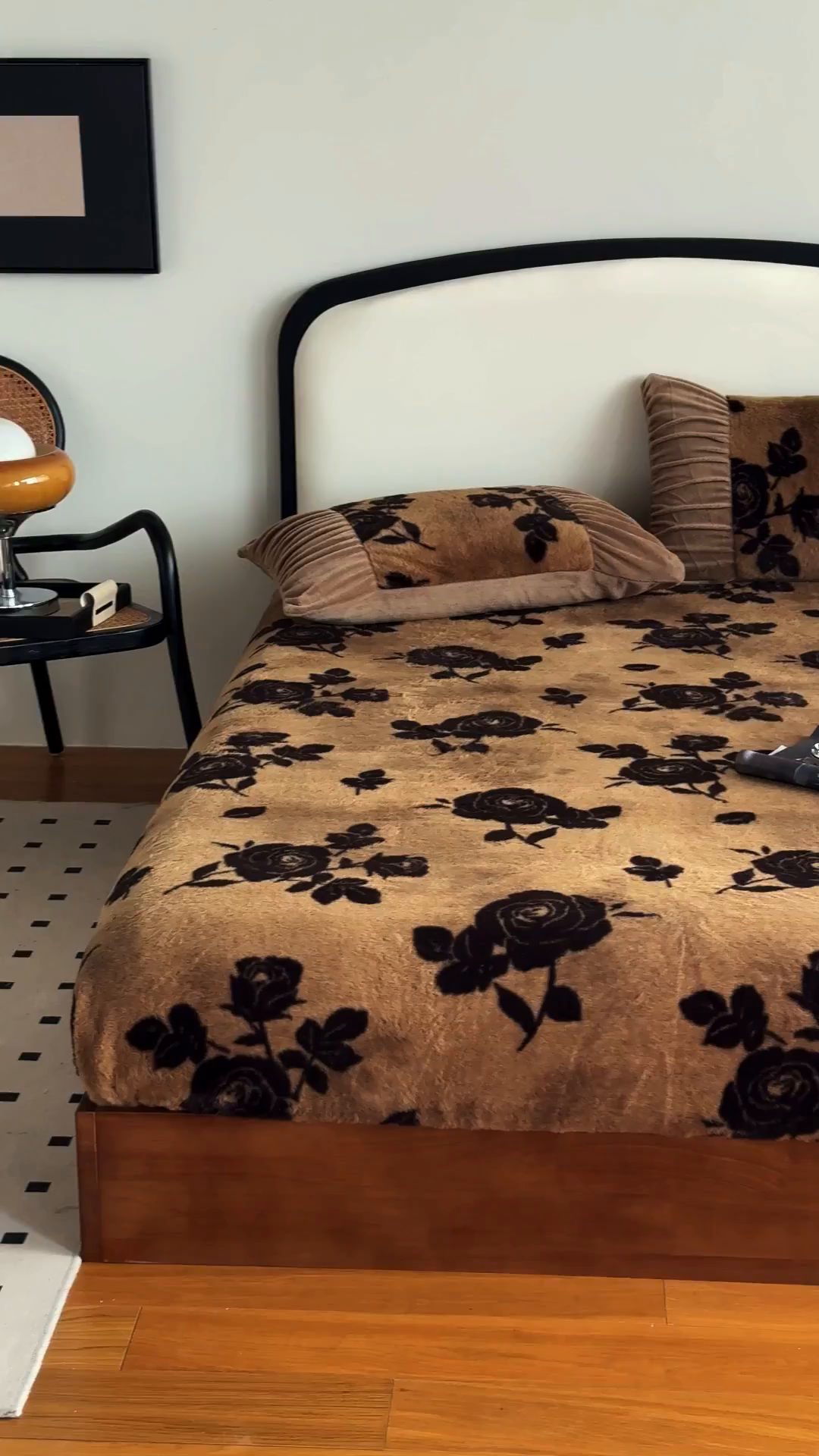 91家纺网 家纺一手货源 找家纺 新印象 2025新款兔毛绒保暖床笠系列 兔毛绒-黛茜