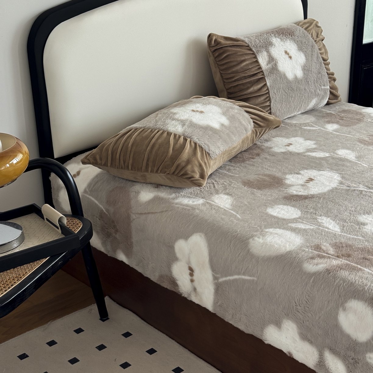 91家纺网 家纺一手货源 找家纺 新印象 2025新款兔毛绒保暖床笠系列 兔毛绒-芙微