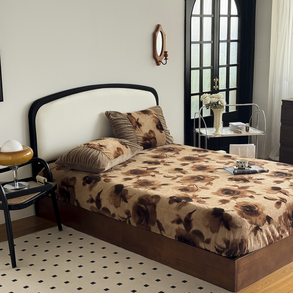 91家纺网 家纺一手货源 找家纺 新印象 2025新款兔毛绒保暖床笠系列 兔毛绒-花优