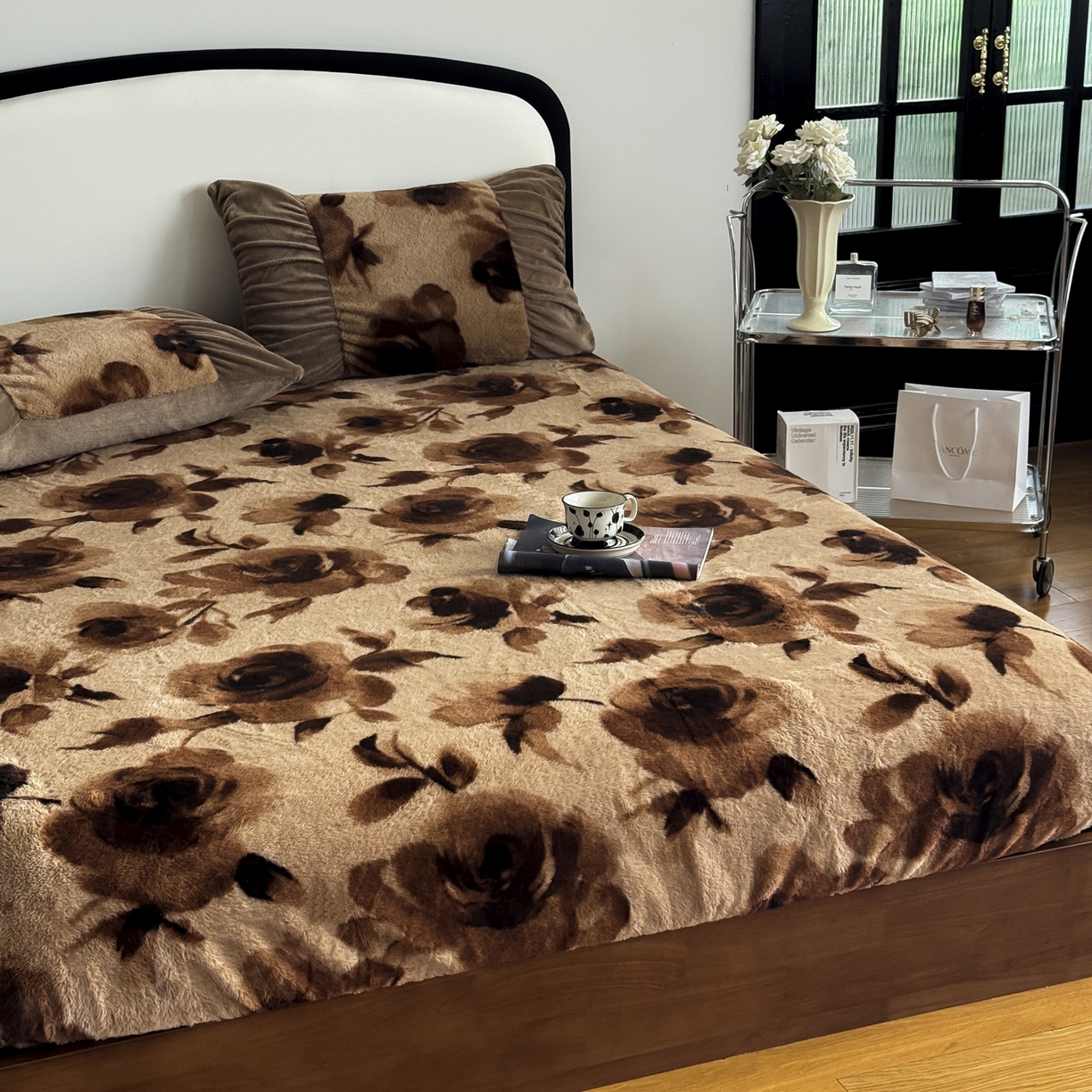 91家纺网 家纺一手货源 找家纺 新印象 2025新款兔毛绒保暖床笠系列 兔毛绒-花优