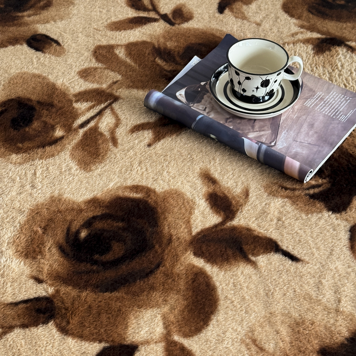 91家纺网 家纺一手货源 找家纺 新印象 2025新款兔毛绒保暖床笠系列 兔毛绒-花优