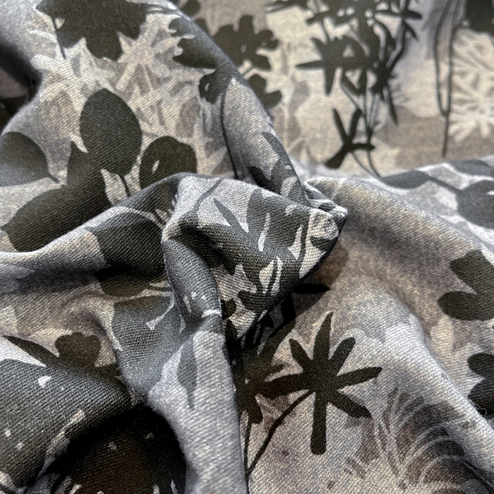 91家纺网 家纺一手货源 找家纺 吉象家纺 2025新款全棉磨毛三角针贝壳边印花四件套 墨染