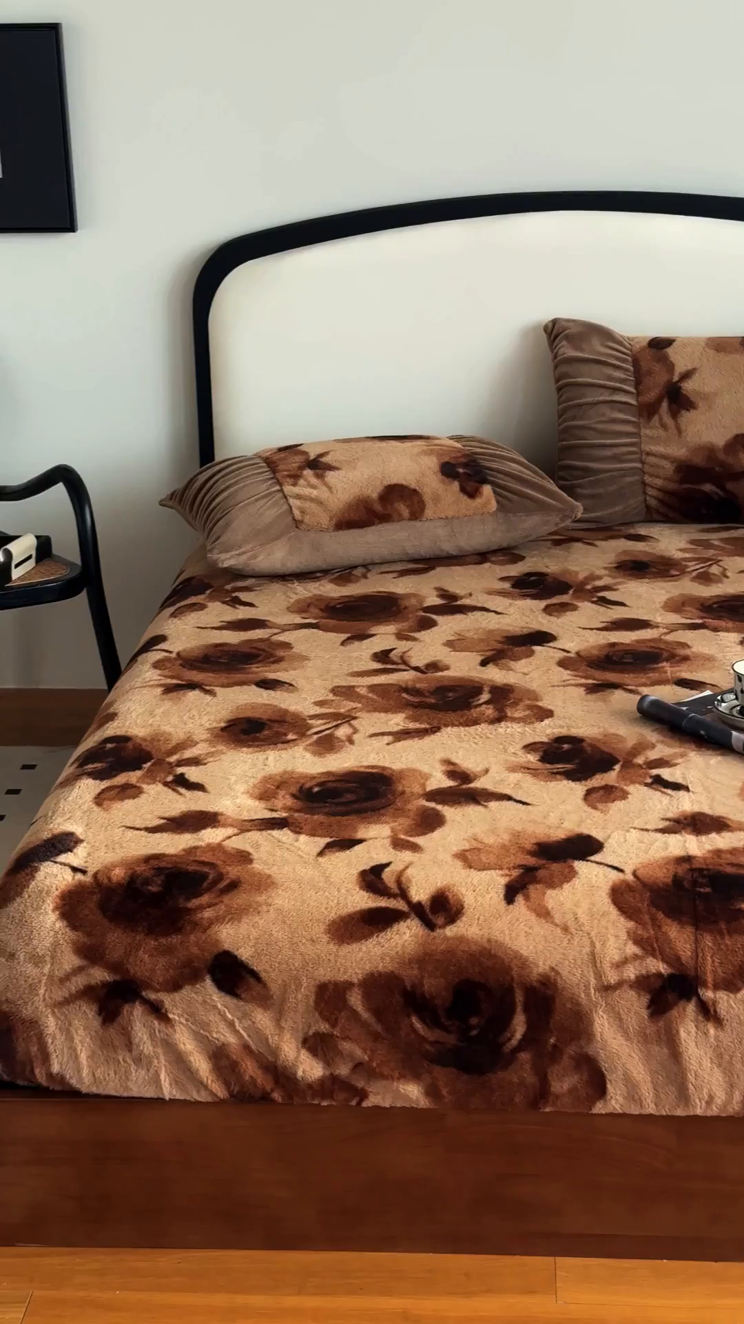 91家纺网 家纺一手货源 找家纺 新印象 2025新款兔毛绒保暖床笠系列 兔毛绒-花优