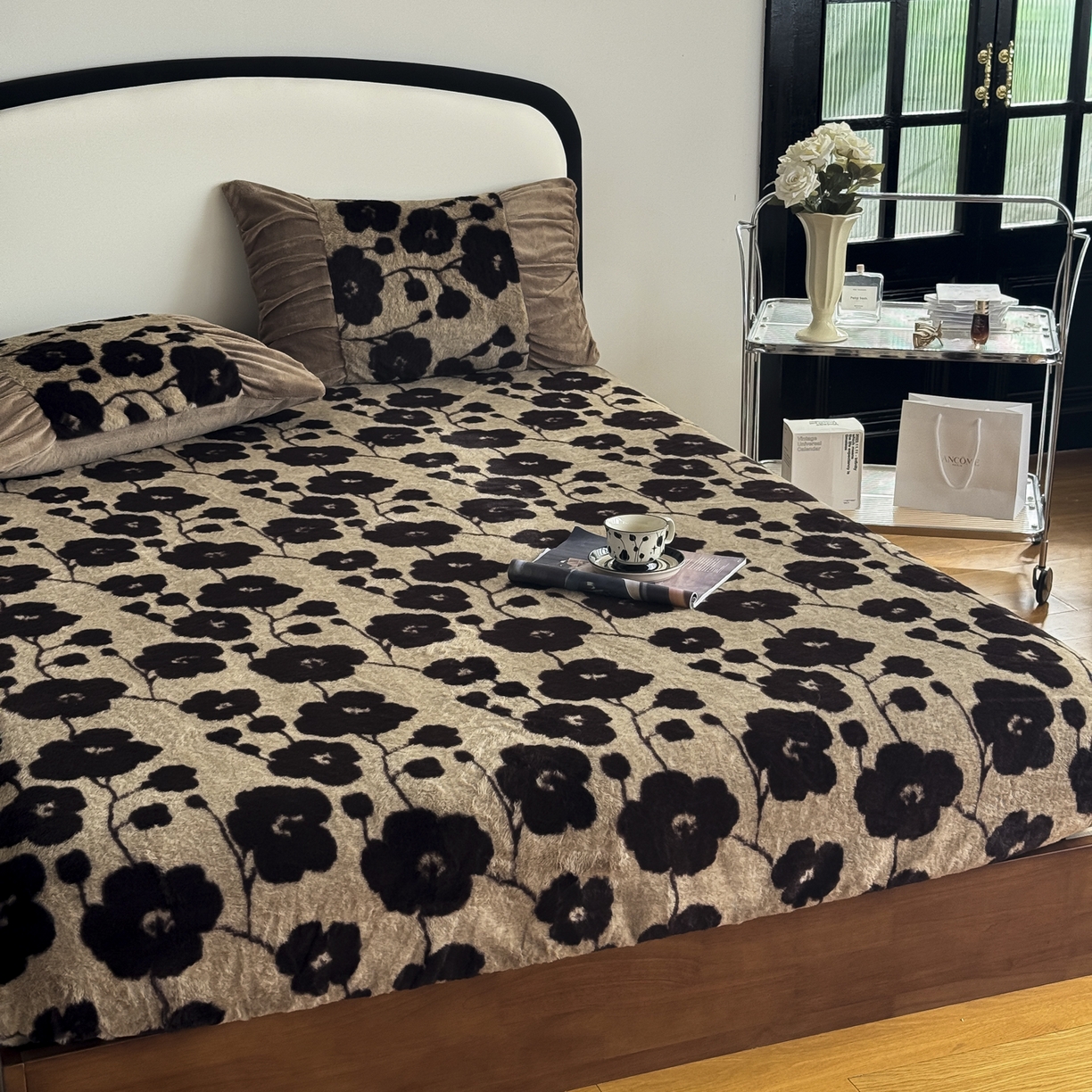 91家纺网 家纺一手货源 找家纺 新印象 2025新款兔毛绒保暖床笠系列 兔毛绒-曼苏