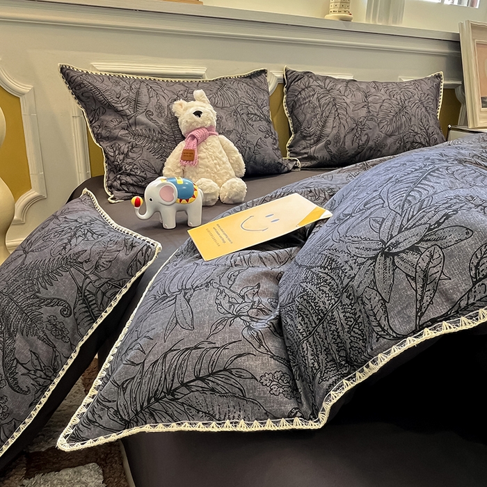 91家纺网 家纺一手货源 找家纺 吉象家纺 2025新款全棉磨毛三角针贝壳边印花四件套 清浅