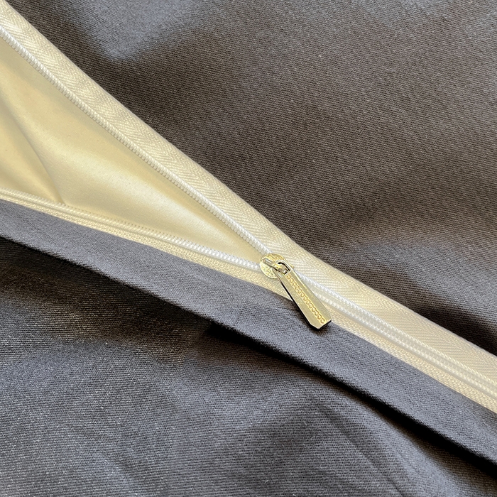 91家纺网 家纺一手货源 找家纺 吉象家纺 2025新款全棉磨毛三角针贝壳边印花四件套 清浅