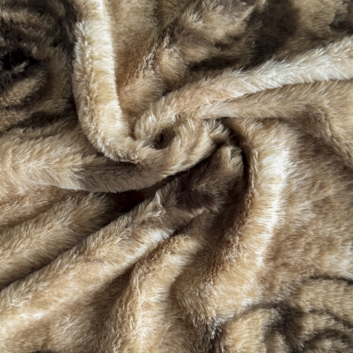 91家纺网 家纺一手货源 找家纺 新印象 2025新款兔毛绒保暖床笠系列 兔毛绒-梦露