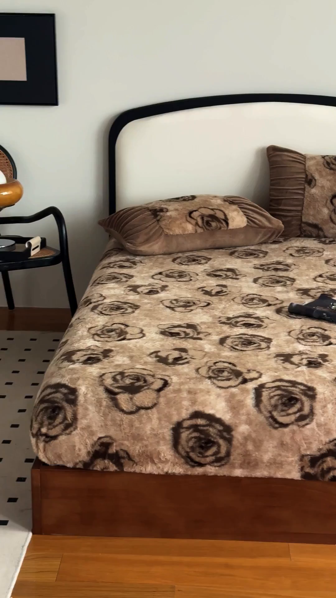 91家纺网 家纺一手货源 找家纺 新印象 2025新款兔毛绒保暖床笠系列 兔毛绒-梦露