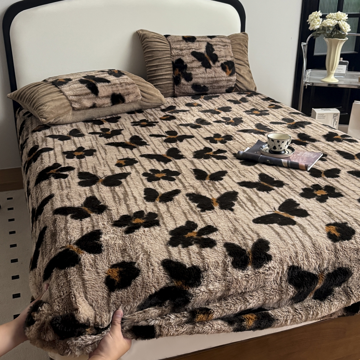 91家纺网 家纺一手货源 找家纺 新印象 2025新款兔毛绒保暖床笠系列 兔毛绒-蜜雅