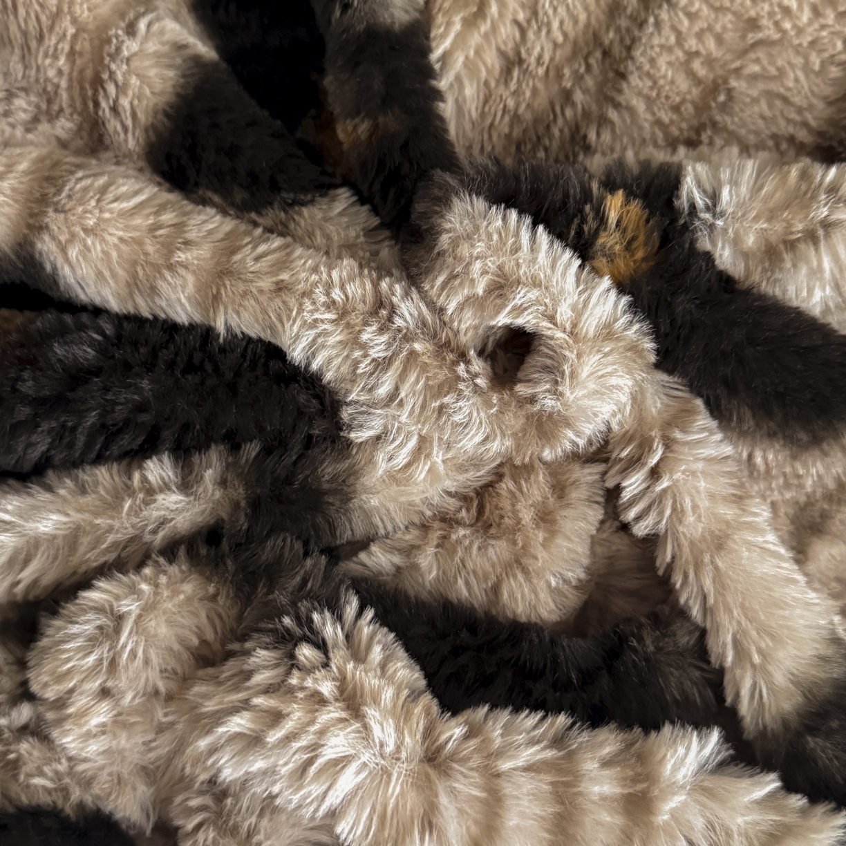 91家纺网 家纺一手货源 找家纺 新印象 2025新款兔毛绒保暖床笠系列 兔毛绒-蜜雅