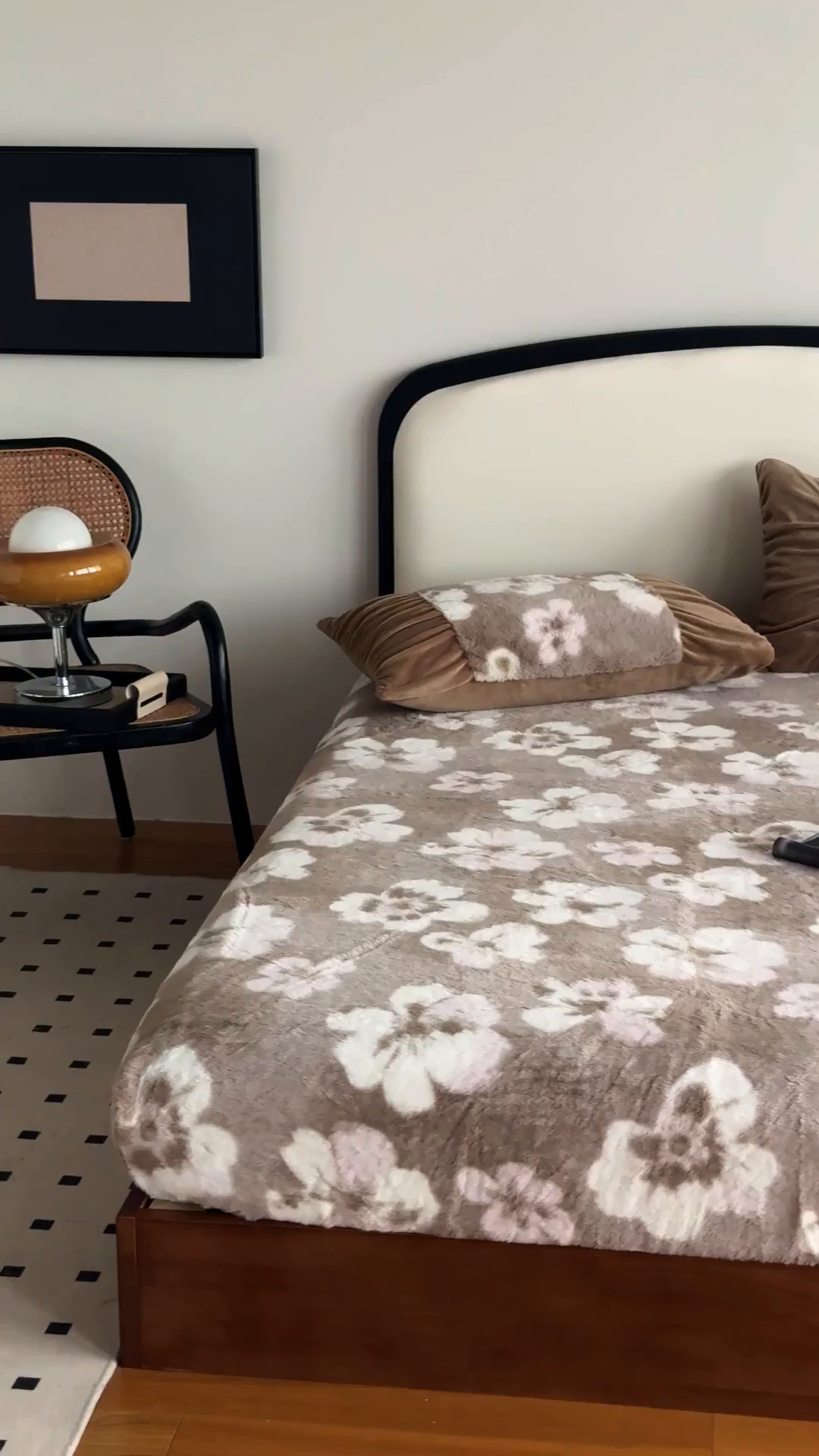 91家纺网 家纺一手货源 找家纺 新印象 2025新款兔毛绒保暖床笠系列 兔毛绒-浅栀