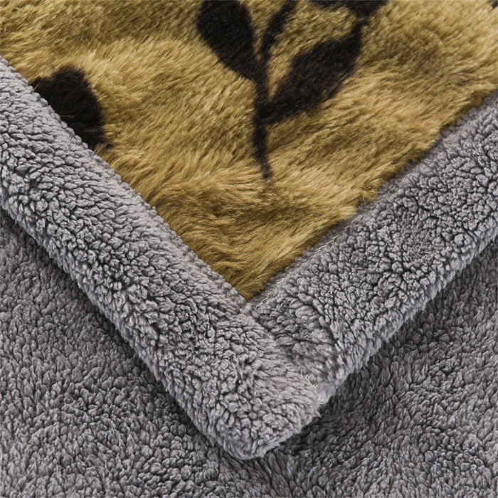 91家纺网 家纺一手货源 找家纺 恋绒家纺 2025新款美拉德风格双层毛毯休闲毯办公室毯子午睡毯 黑色玫瑰