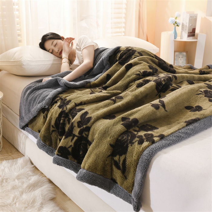 91家纺网 家纺一手货源 找家纺 恋绒家纺 2025新款美拉德风格双层毛毯休闲毯办公室毯子午睡毯 黑色玫瑰