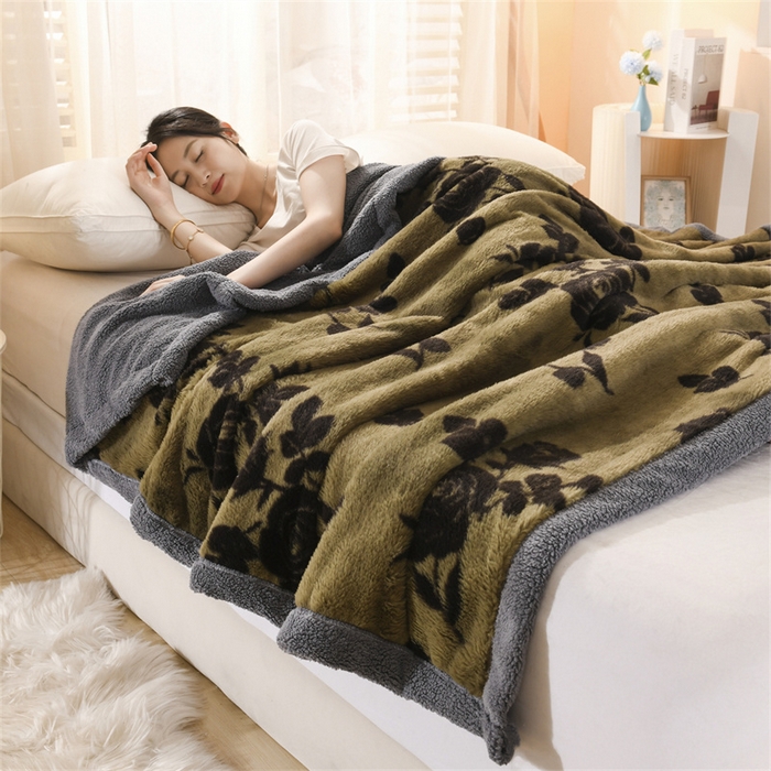 91家纺网 家纺一手货源 找家纺 恋绒家纺 2025新款美拉德风格双层毛毯休闲毯办公室毯子午睡毯 黑色玫瑰