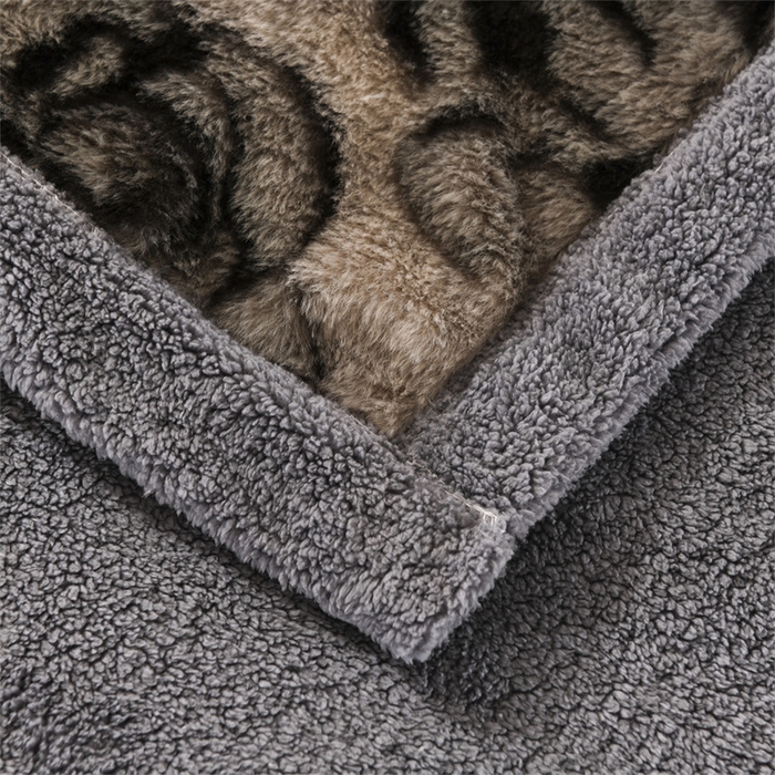 91家纺网 家纺一手货源 找家纺 恋绒家纺 2025新款美拉德风格双层毛毯休闲毯办公室毯子午睡毯 绽放灰