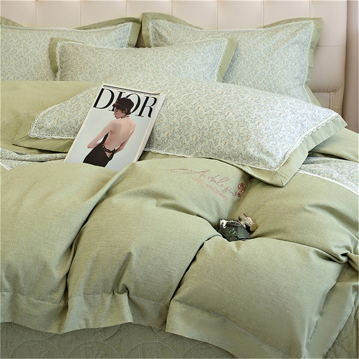 91家纺网 家纺一手货源 找家纺 OL家纺 2025新款100s全棉磨毛印染加刺绣四件套（控价1.5/1.8标准被套折券后368元！！！） 苹果绿