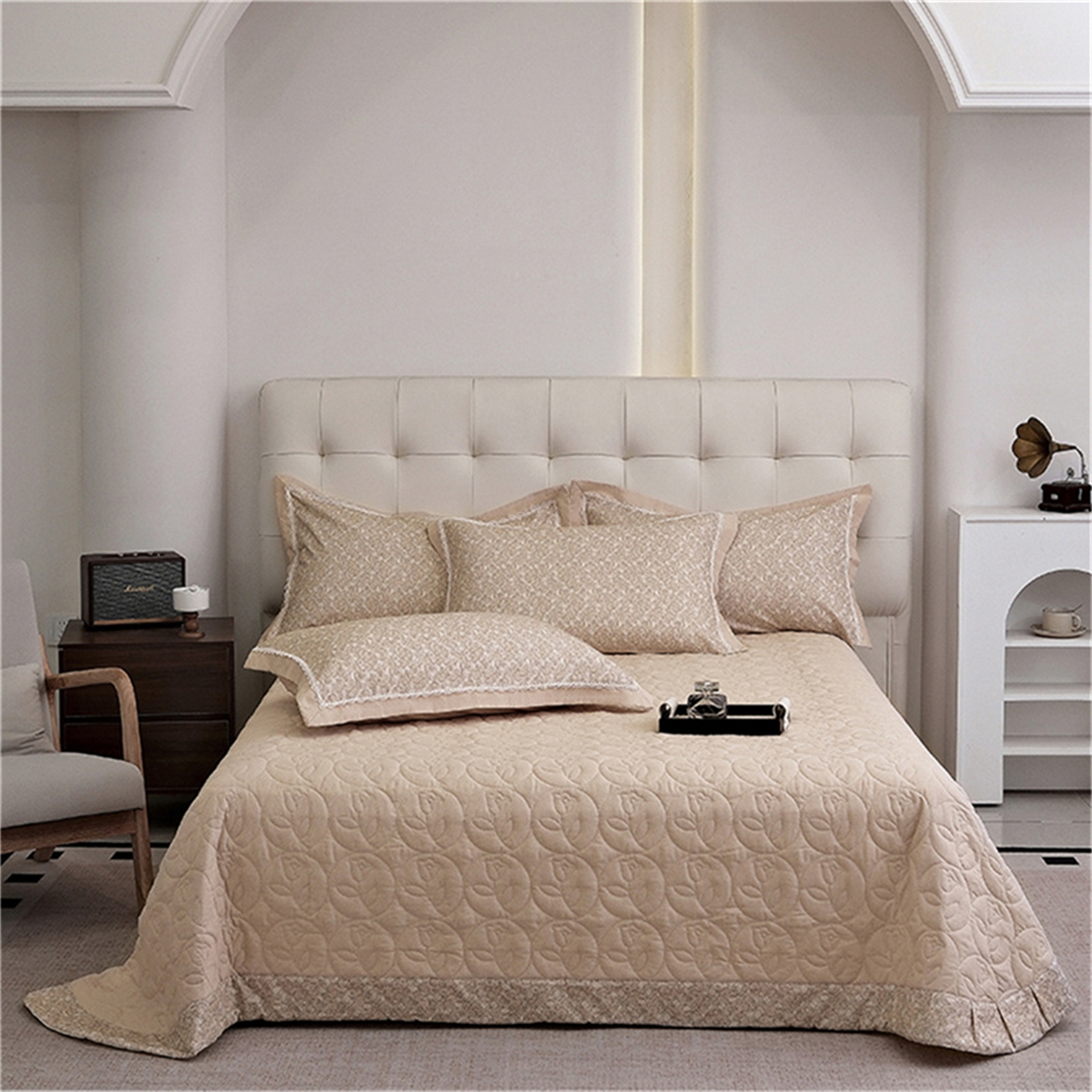 91家纺网 家纺一手货源 找家纺 OL家纺 2025新款100s全棉磨毛印染加刺绣四件套（控价1.5/1.8标准被套折券后368元！！！） 香槟金