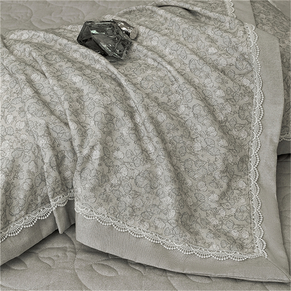 91家纺网 家纺一手货源 找家纺 OL家纺 2025新款100s全棉磨毛印染加刺绣四件套（控价1.5/1.8标准被套折券后368元！！！） 高尚灰