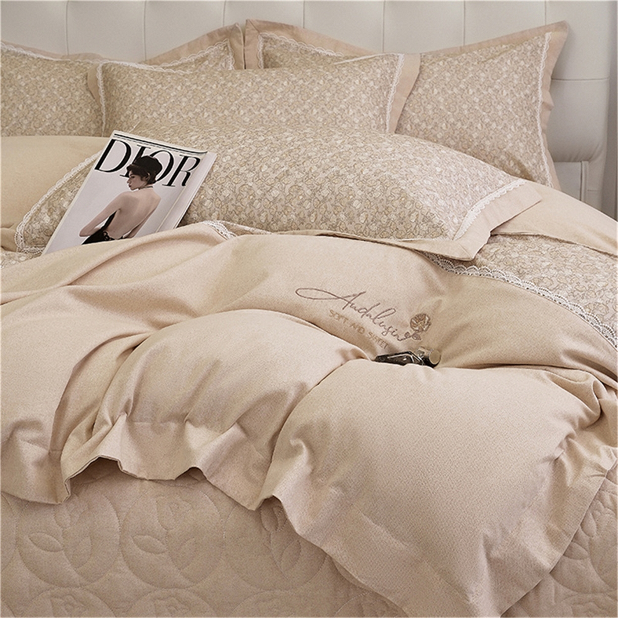 91家纺网 家纺一手货源 找家纺 OL家纺 2025新款100s全棉磨毛印染加刺绣四件套（控价1.5/1.8标准被套折券后368元！！！） 香槟金