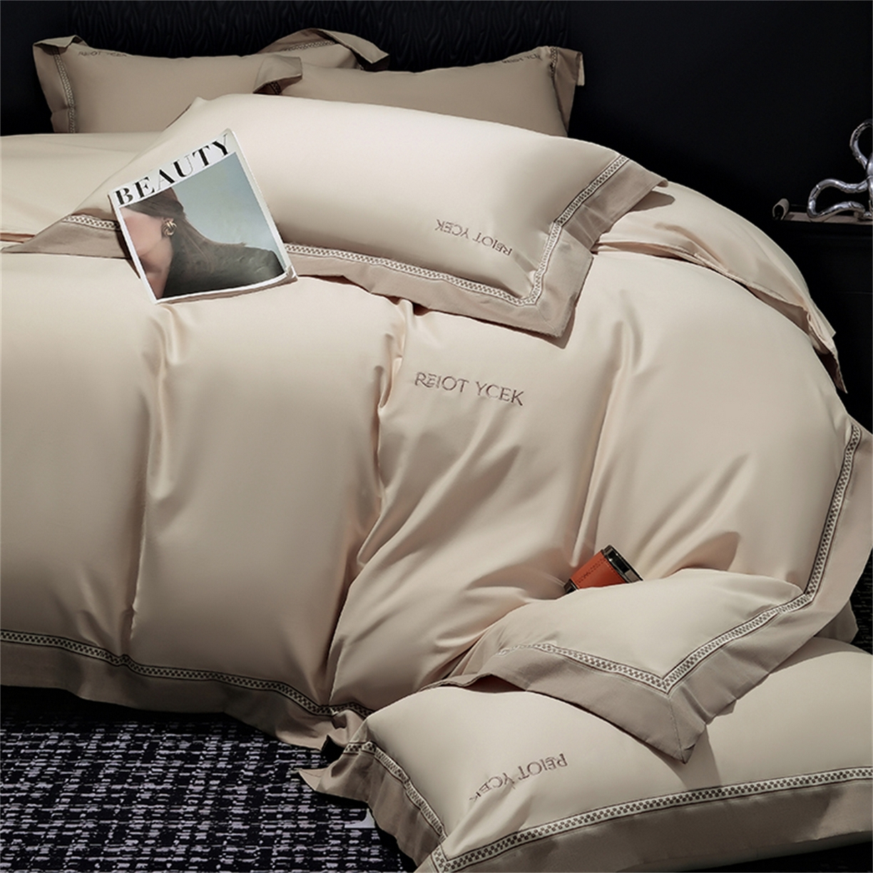 91家纺网 家纺一手货源 找家纺 OL家纺 2025新款100全棉双股磨毛四件套（控价1.5/1.8标准被套折券后368元！！！） 香槟金