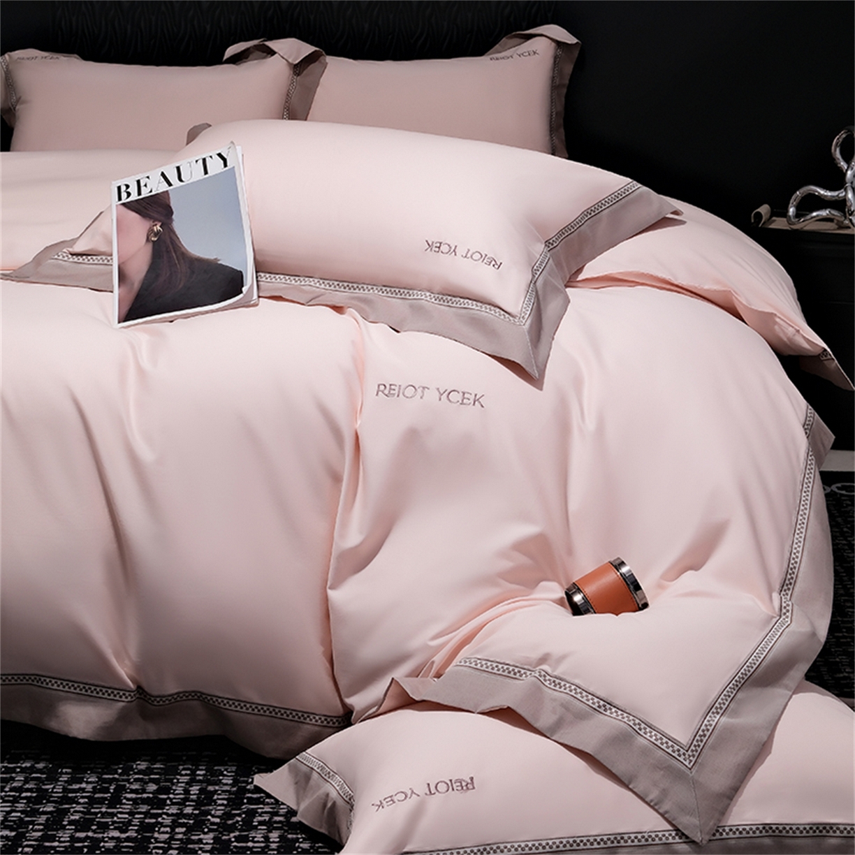 91家纺网 家纺一手货源 找家纺 OL家纺 2025新款100全棉双股磨毛四件套（控价1.5/1.8标准被套折券后368元！！！） 樱桃粉