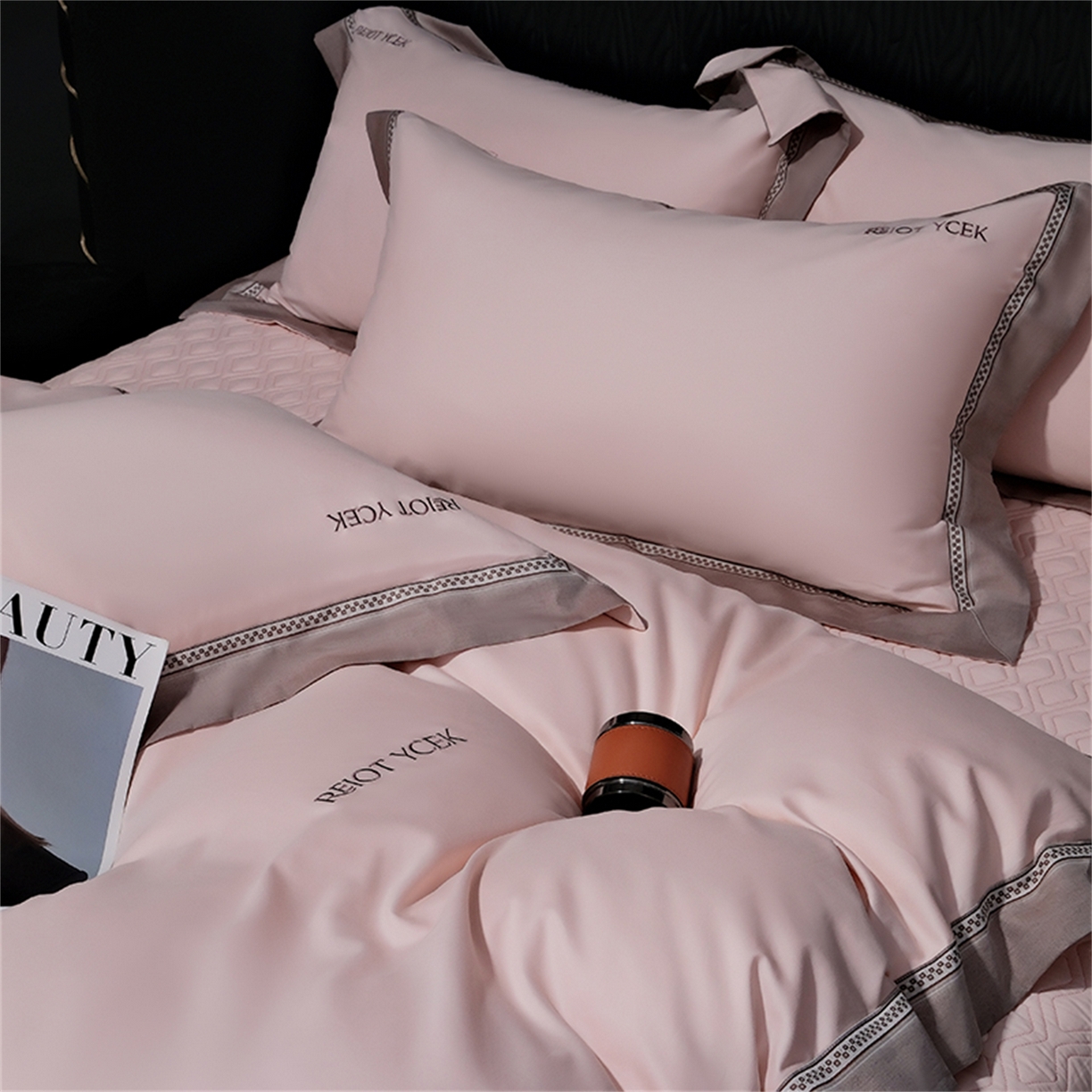 91家纺网 家纺一手货源 找家纺 OL家纺 2025新款100全棉双股磨毛四件套（控价1.5/1.8标准被套折券后368元！！！） 樱桃粉