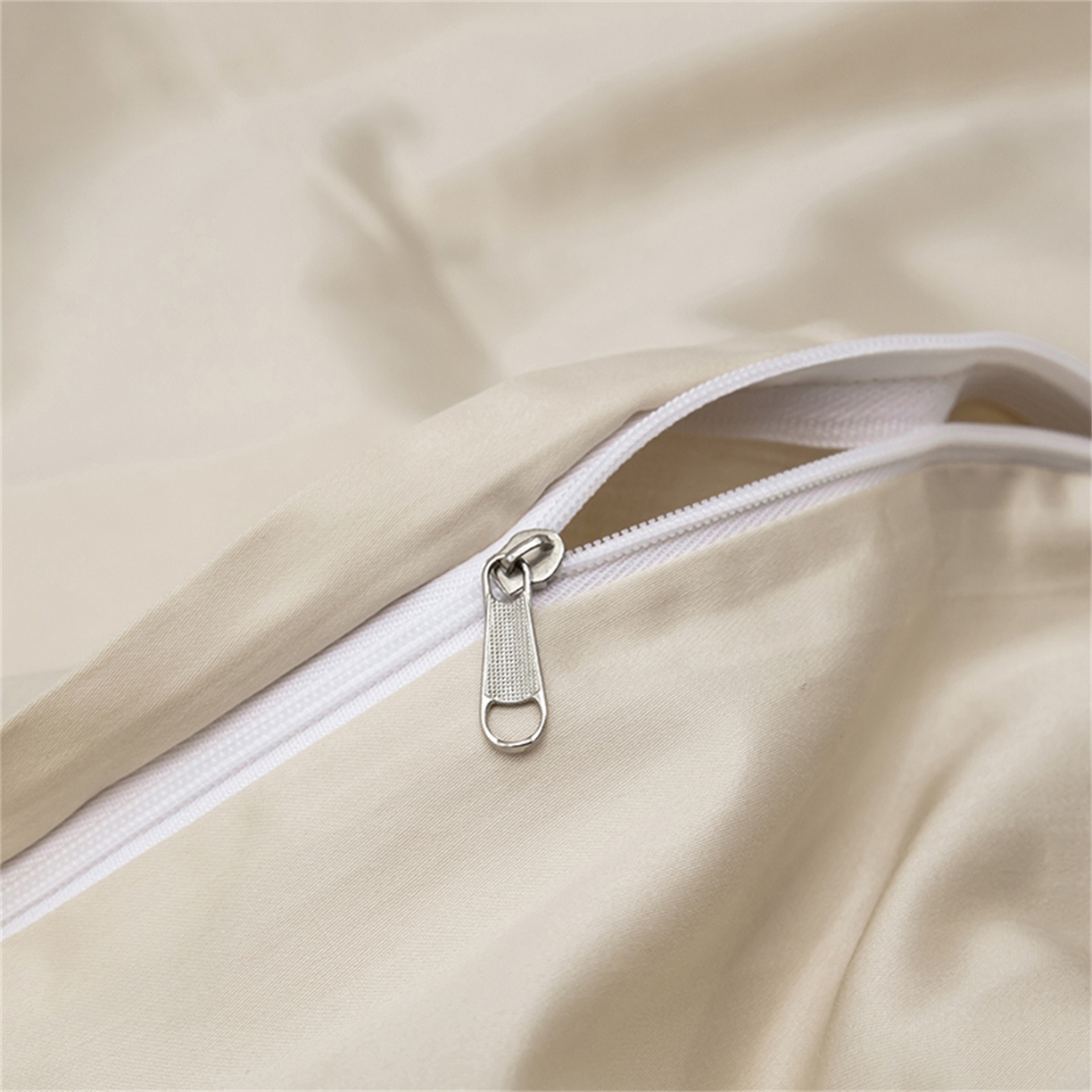 91家纺网 家纺一手货源 找家纺 OL家纺 2025新款140全棉提花刺绣四件套-亚尔夫（控价1.5/1.8标准被套折券后438元！！！） 亚尔夫-香槟金