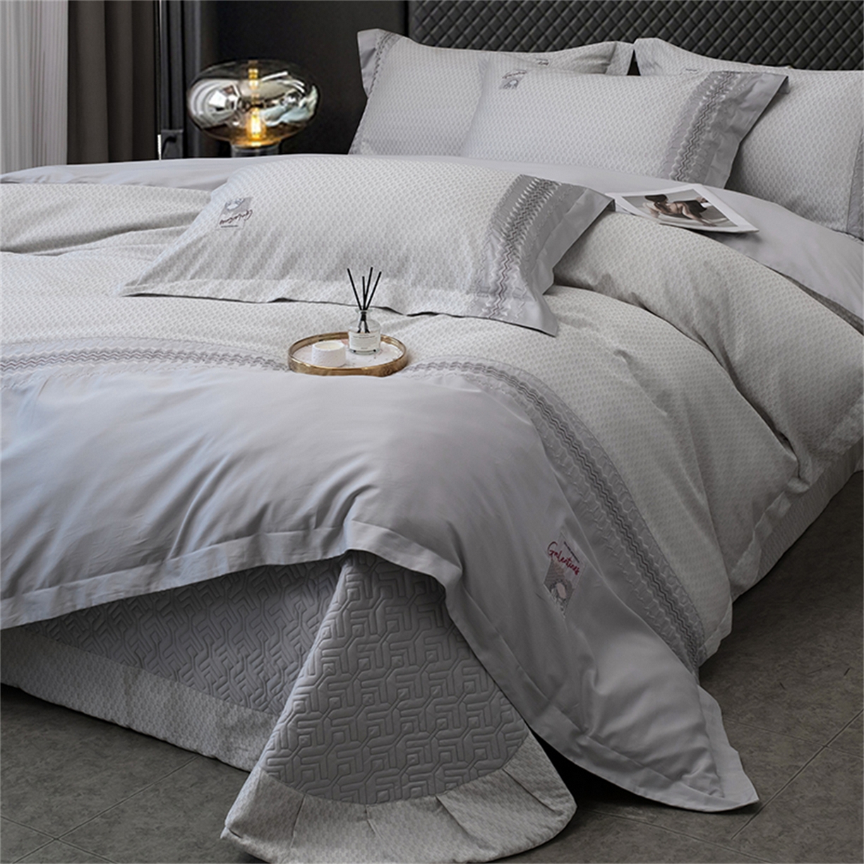 91家纺网 家纺一手货源 找家纺 OL家纺 2025新款140全棉提花刺绣四件套-亚尔夫（控价1.5/1.8标准被套折券后438元！！！） 亚尔夫-高尚灰