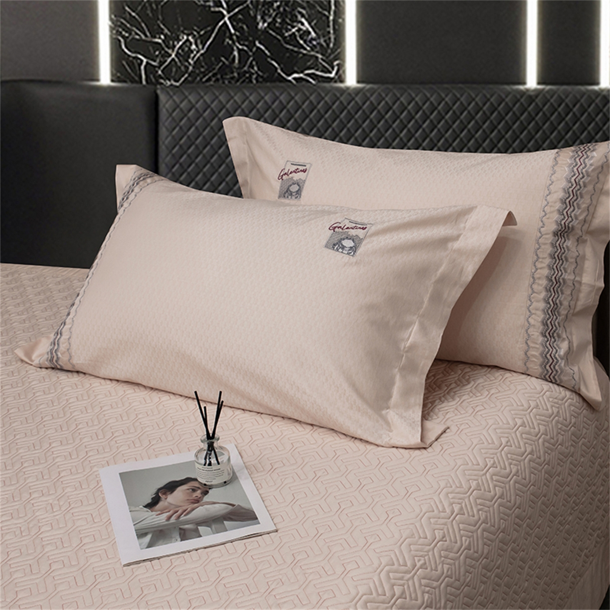 91家纺网 家纺一手货源 找家纺 OL家纺 2025新款140全棉提花刺绣四件套-亚尔夫（控价1.5/1.8标准被套折券后438元！！！） 亚尔夫-气质玉