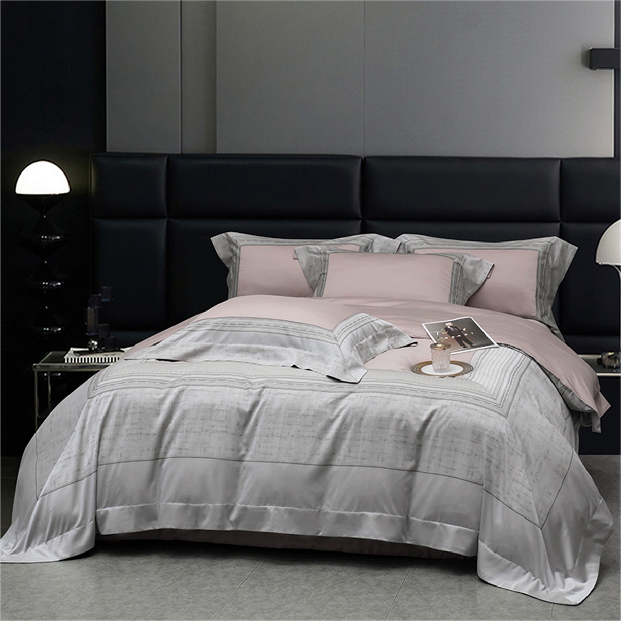 91家纺网 家纺一手货源 找家纺 OL家纺 2025新款天丝棉拼角四件套-爱丽斯娜（控价1.5/1.8标准被套折券后498元！！！） 爱丽斯娜-樱桃粉