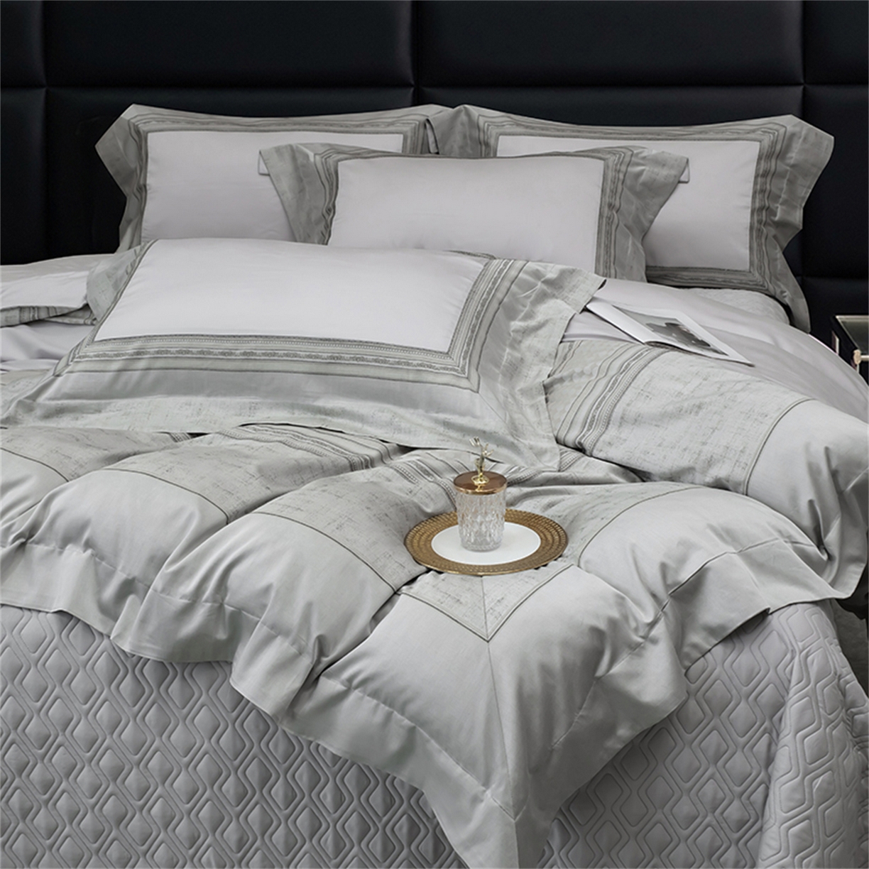 91家纺网 家纺一手货源 找家纺 OL家纺 2025新款天丝棉拼角四件套-爱丽斯娜（控价1.5/1.8标准被套折券后498元！！！） 爱丽斯娜-高尚灰