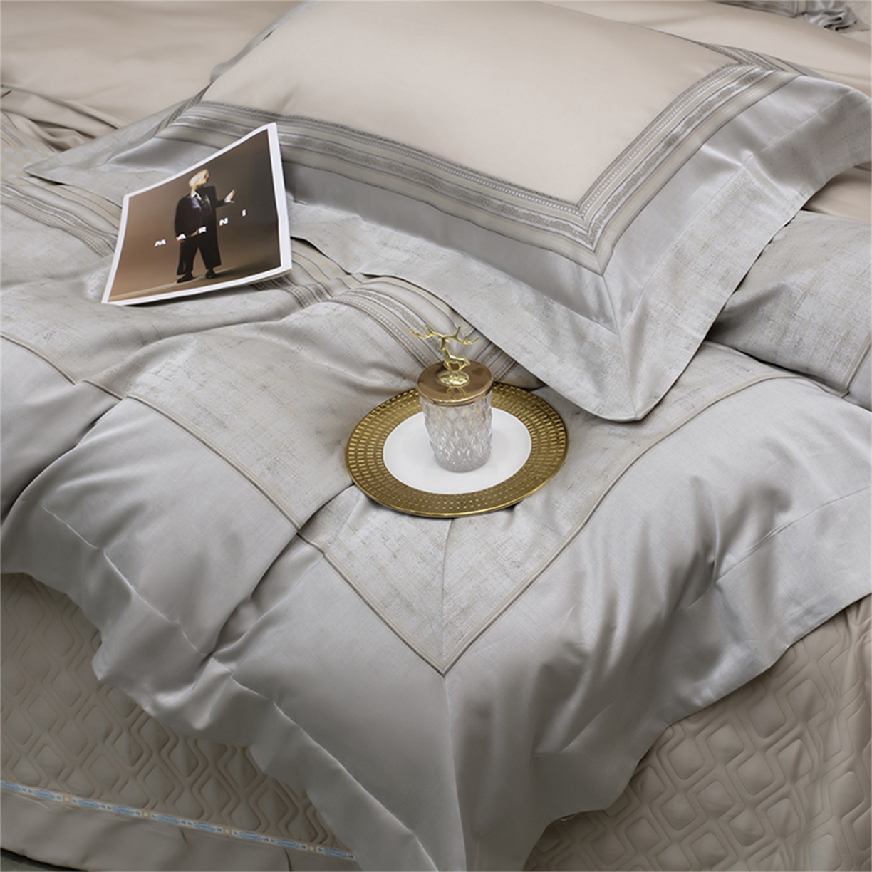 91家纺网 家纺一手货源 找家纺 OL家纺 2025新款天丝棉拼角四件套-爱丽斯娜（控价1.5/1.8标准被套折券后498元！！！） 爱丽斯娜-香槟金