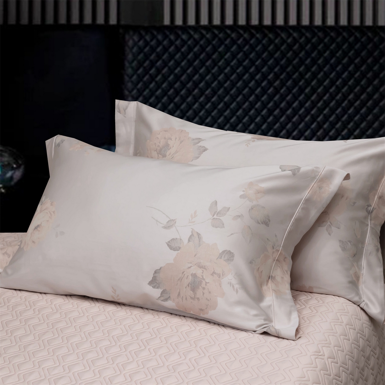 91家纺网 家纺一手货源 找家纺 OL家纺 2025新款天丝棉色织大提花四件套（控价1.5/1.8标准被套折券后398元！！！） 雅姿-豆沙粉