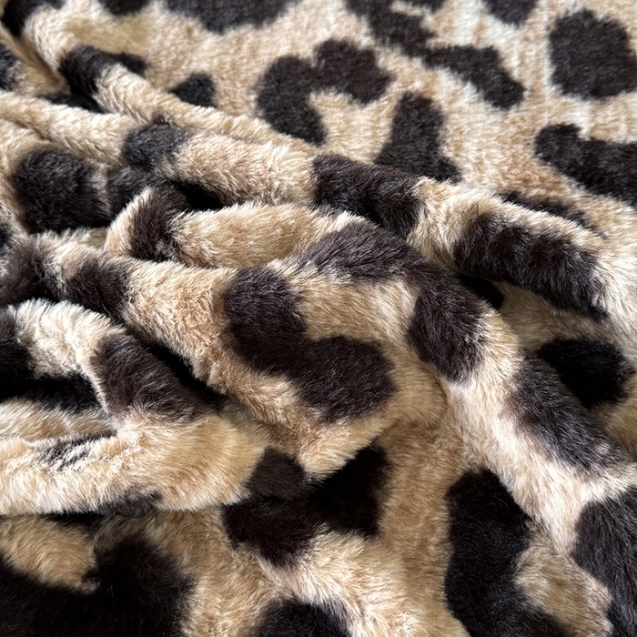 91家纺网 家纺一手货源 找家纺 （总）梵克保罗 2025秋冬新款直播热卖高克重加厚轻奢法式獭兔毛绒牛奶绒美拉德风单床笠单枕套