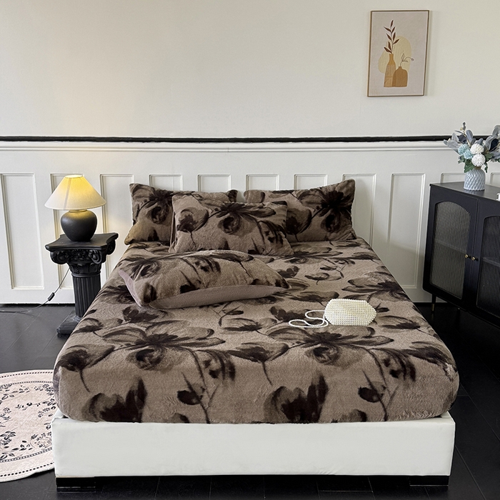 91家纺网 家纺一手货源 找家纺 梵克保罗 2025秋冬新款直播热卖高克重加厚轻奢法式獭兔毛绒牛奶绒美拉德风单床笠单枕套 云杉