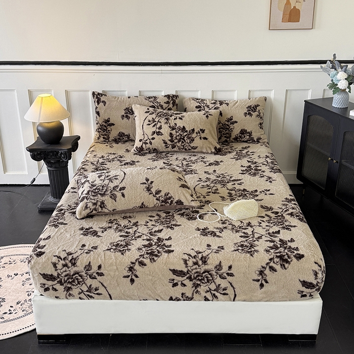 91家纺网 家纺一手货源 找家纺 梵克保罗 2025秋冬新款直播热卖高克重加厚轻奢法式獭兔毛绒牛奶绒美拉德风单床笠单枕套 繁花